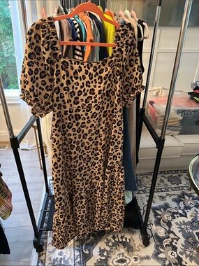 New Look Leopard Print Midi Dress in Tan and Black